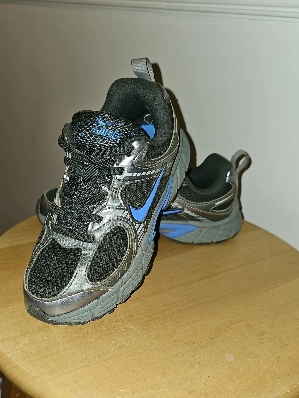 Boys Size 13M Nike Shoes